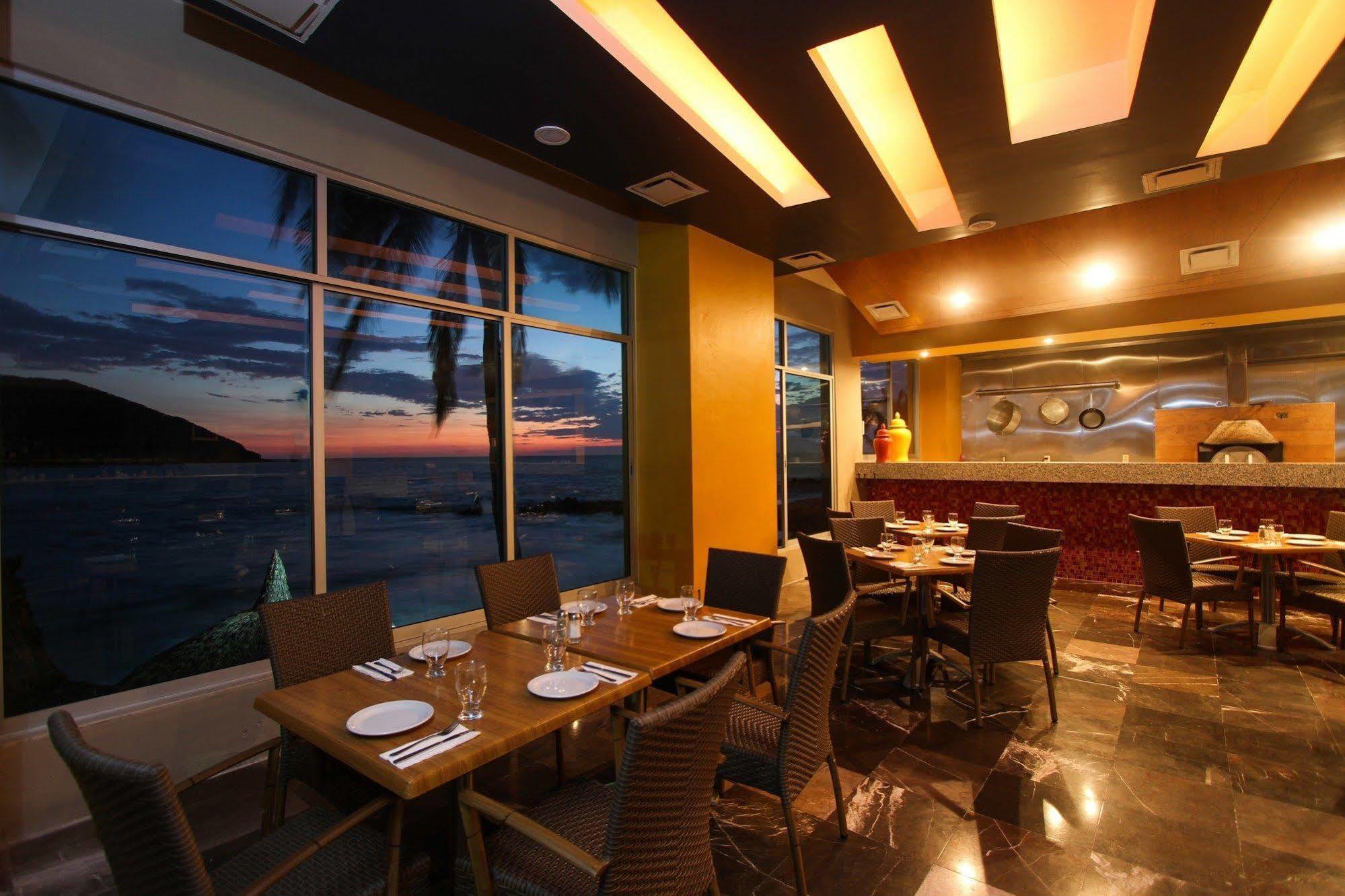 Oceano Palace Mazatlán Extérieur photo